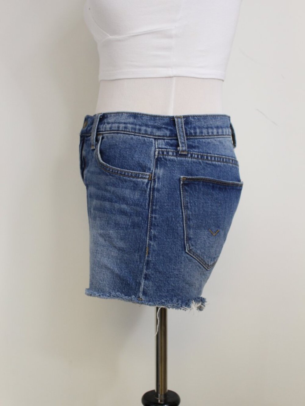 Hudson Gracie Denim Shorts 26 Mid Rise Raw Hem Cutoff Medium Wash Summer - Picture 9 of 12